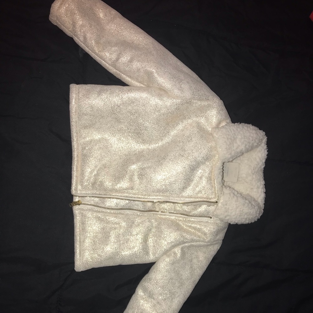 Super cute toddler jacket. Worn onceLike brand new 3T. Cream color with glitter